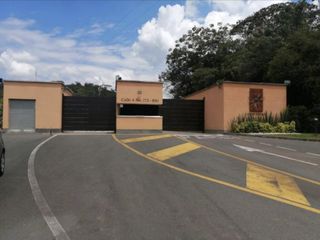 Foto 3 de lote en venta en pance. Cod V8965