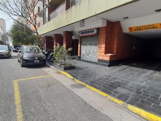 VENTA Cochera fija a 200 mts. de Plaza Colón. CAMARAS DE SEGURIDAD