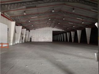 Foto 2 de Alquiler Bodega 1454 m² en Via Daule, Guayaquil