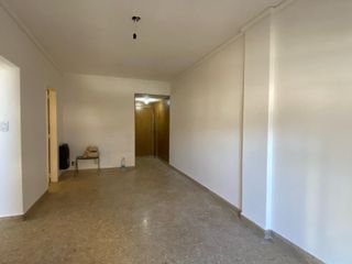 Departamento de tres ambientes en alquiler en Almagro