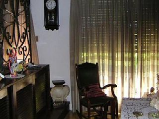Foto 5 de CASA EN VENTA 5 AMBIENTES, 2 PLANTAS- QUILMES