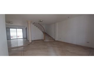 Foto 2 de VENDO CASA EN LA GARZOTA 1