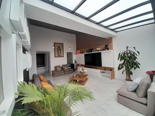 Foto 2 de casa en venta en santa paula. Cod V4681