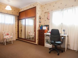 Piso en VENTA  3/4 dormitorios + cochera