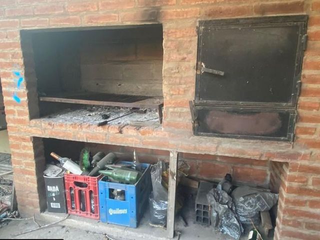 Casa en venta - 3 dormitorios 1 baño - 88mts2  - Tolosa [FINANCIADA]