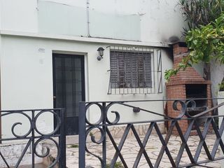Casa para alquiler comercial en Villa Urquiza