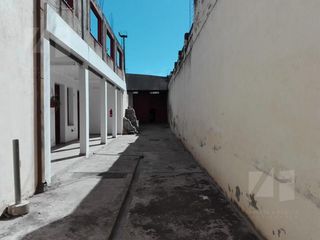 Foto 4 de Escucho Oferta, Venta de Deposito, oficina y local, 440 M2