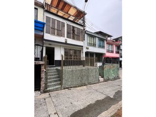 Arriendo casa en el Barrio Padre Valencia Cuba Pereira