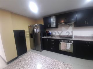 Foto 3 de Vendo casa de dos pisos secto La Armenia 2