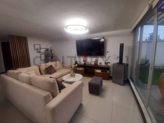 Foto 2 de Vendo casa de dos pisos secto La Armenia 2