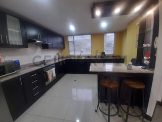 Foto 1 de Vendo casa de dos pisos secto La Armenia 2