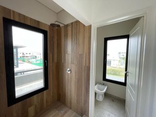 Foto 21 de Casa en venta en Belen de Escobar