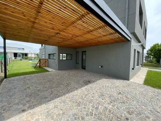 Foto 7 de Casa en venta en Belen de Escobar