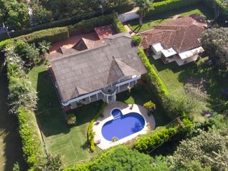 Foto 1 de casa campestre en venta en pance. Cod V11352