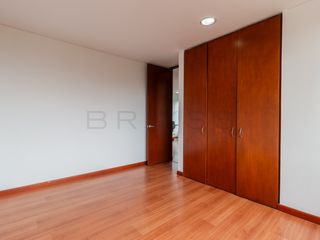 Foto 16 de apartamento en venta en gratamira. Cod V6881