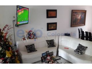 BEAUTIFUL AND SPACIOUS HOUSE FOR SALE IN A CLOSED COMPLEX VILLAVICENCIO META