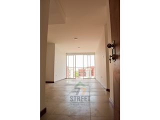 Foto 2 de Apartamento en Campamento - Edificio Lisboa