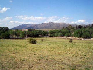 Foto 18 de LOTEO “VILLA SAN BENITO” - LA CUMBRE. LOTEO UNICO Y EXCLUSIVO. NATURALEZA. GOLF. EXCLUSIVIDAD. LOTES CON ESCRITURA. ALUMBRADO. TODOS LOS SERVICIOS. FI