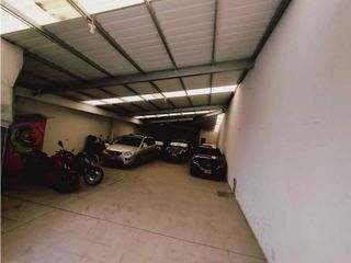 Foto 5 de LOCAL DE 280 M2 EN ARRIENDO