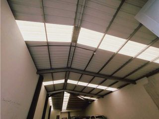Foto 10 de LOCAL DE 280 M2 EN ARRIENDO