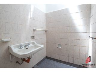 PH 2 AMBIENTES CON PATIO CNEL. J GORDILLO 2100, VERSALLES, CABA. VENTA