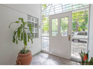 PH 2 AMBIENTES CON PATIO CNEL. J GORDILLO 2100, VERSALLES, CABA. VENTA