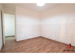 PH 2 AMBIENTES CON PATIO CNEL. J GORDILLO 2100, VERSALLES, CABA. VENTA