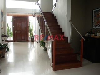 Foto 5 de 🌟 ¡Descubre tu nuevo hogar soñado en Piura! 🌟
Hermosa casa con espectacular vista al Valle del Medio Piura, rodeada de extensos jardines.

Te prese