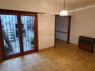 Foto 2 de Dúplex en Venta en Pompeya