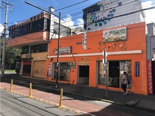Foto 6 de VENDO EDIFICIO RENTERO ESQUINERO LOCALES -RESTAURANTE- MARISCAL