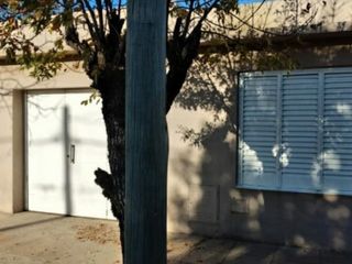 Foto 1 de CASA Y DEPARTAMENTO EN VENTA.