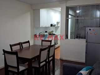 Foto 10 de UBICACIÓN ESTRÁTEGICA:  Departamento 101 MZ - C LOTE - 41 Urb. Las Hortencias de California - Distrito de Victor Larco Herrera.

¡ Zona Privilegiada