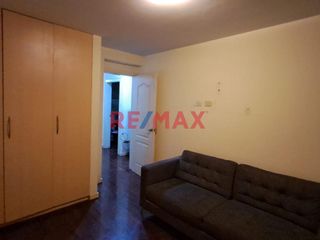 Foto 5 de UBICACIÓN ESTRÁTEGICA:  Departamento 101 MZ - C LOTE - 41 Urb. Las Hortencias de California - Distrito de Victor Larco Herrera.

¡ Zona Privilegiada