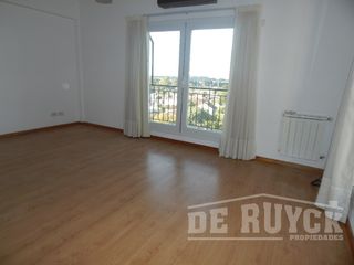 Semipiso en venta en Quilmes Este