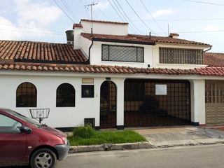 Foto 2 de casa en venta en las villas. Cod V936