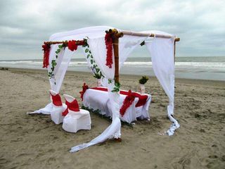 Foto 12 de Alquiler local para Boda en la Playa de Playas, via a Data Posorja