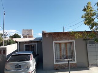 Foto 1 de INDEXA INMOBILIARIA VENDE CASA EN BARRIO ALFONSINA STORNI