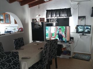 Foto 3 de INDEXA INMOBILIARIA VENDE CASA EN BARRIO ALFONSINA STORNI