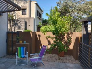 CASAS EN VENTA EN LA PLATA 2 COCHERAS