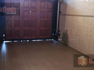 Tandil al 7400, 4 ambientes, garage, jardín y quincho