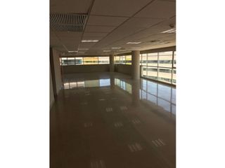 Foto 2 de Parque Empresarial Colon se alquila oficina de 1000 m2