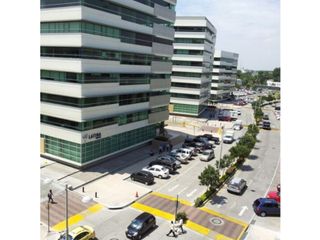 Foto 1 de Parque Empresarial Colon se alquila oficina de 1000 m2