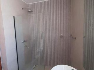 Dúplex en venta - 2 dormitorios 2 baños - Cochera - 114mts2 - Manuel B. Gonnet, La Plata