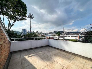 Casa Dúplex con terraza en venta en Niza