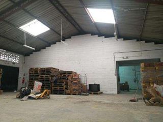 Foto 11 de VENTA BODEGA NORTE DE QUITO EN MONTESERRIN