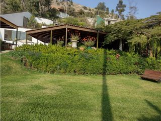 Vendo Casa en La Molina Urb.La Planicie con vista al Golf incluye un mini departamento