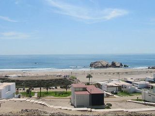 OCASION - Venta de hermosa casa de playa en Primera fila - Playa Las Palmeras - Asia