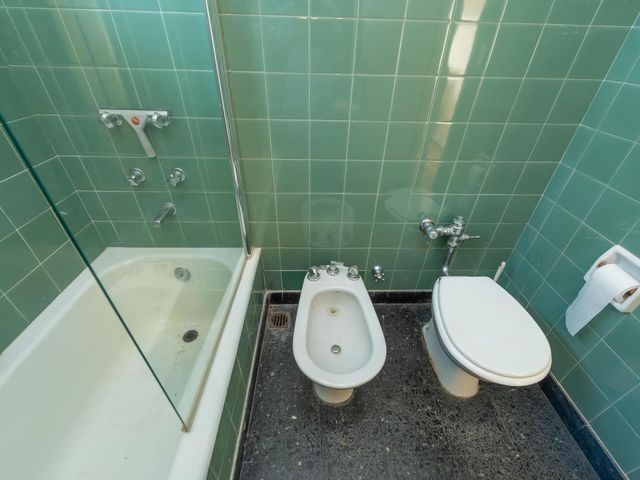 Venta Departamento 5 dormitorios, cochera, terraza, balcón Recoleta