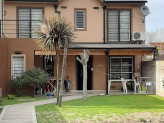 Duplex en venta en Villa España