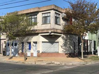 Casa PH en venta en Quilmes Sur